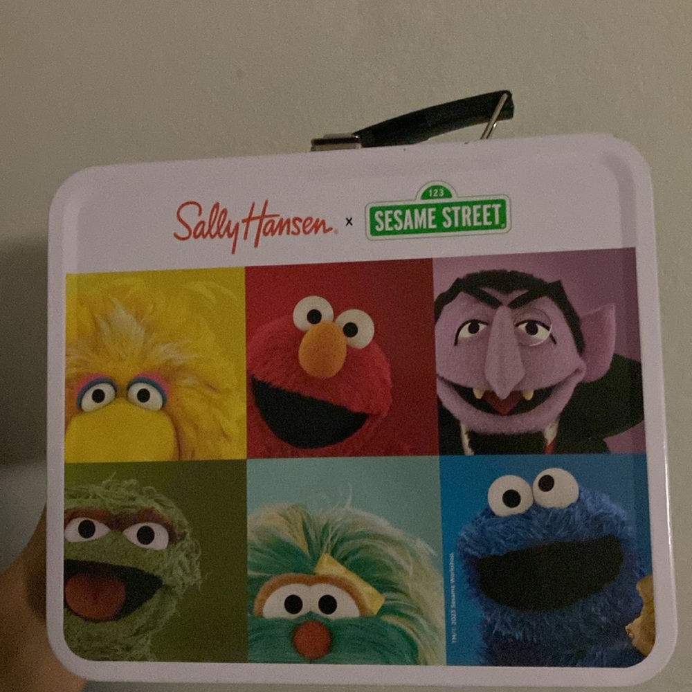 Sesame Street x Sally Hansen Collab Lunchboxx